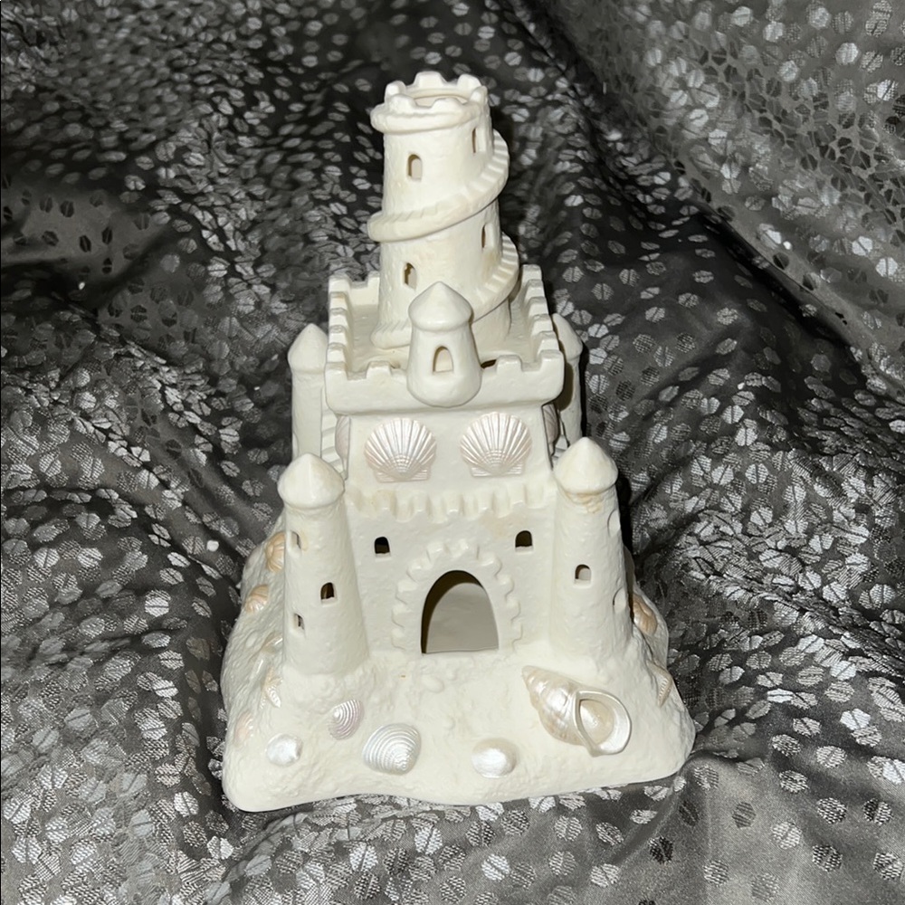 White Ceramic Sandcastle Tea, light holder